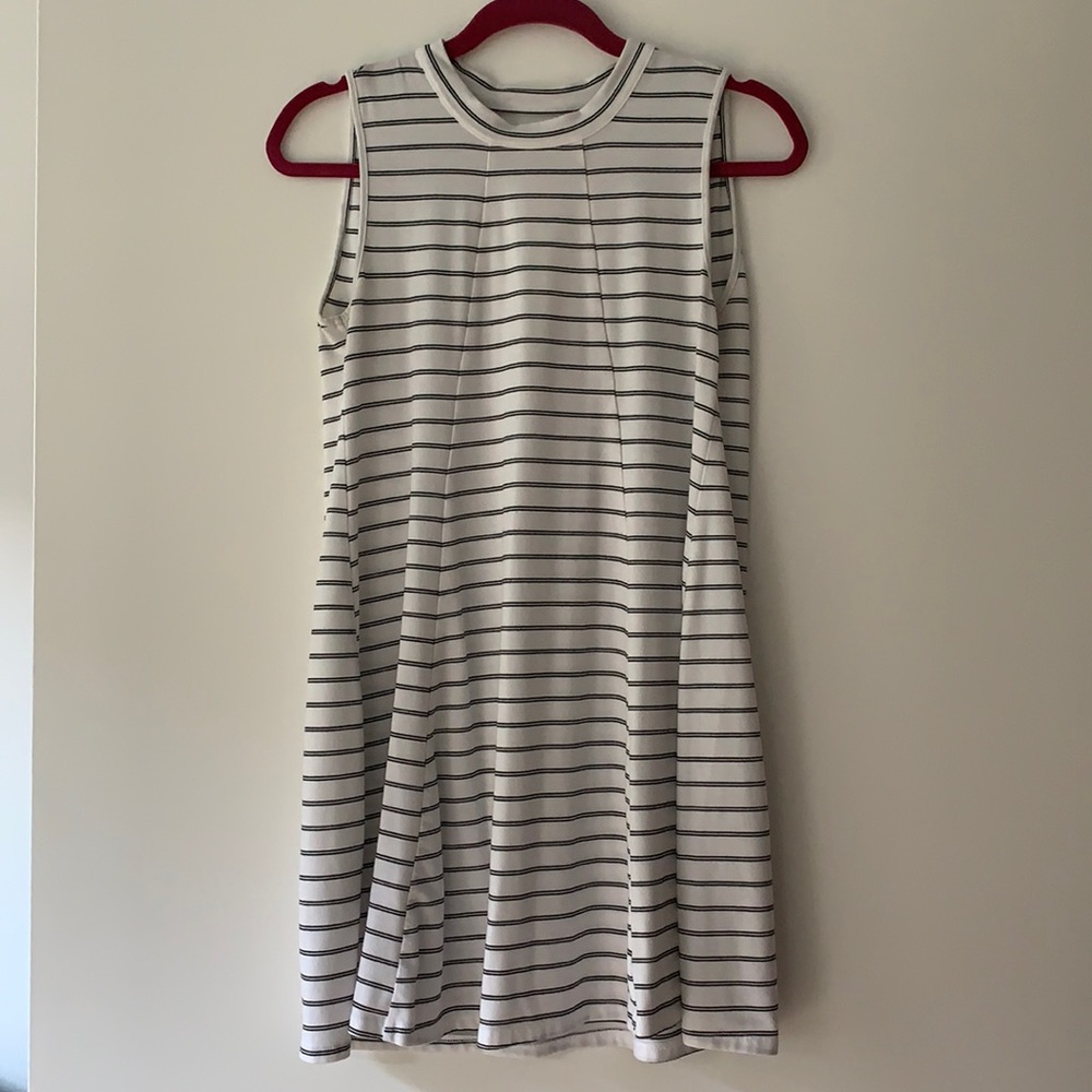 🧡 BCBGeneration Striped Dress